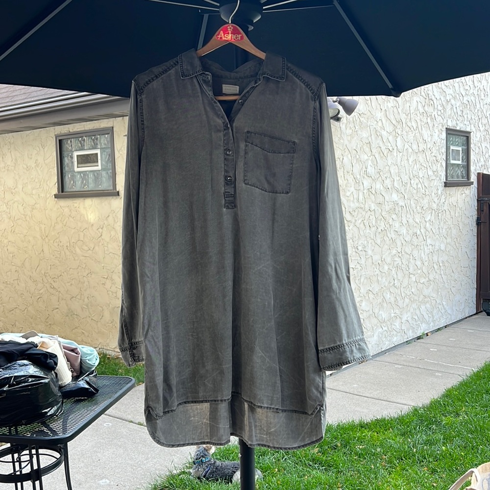 Caslon light grey tunic